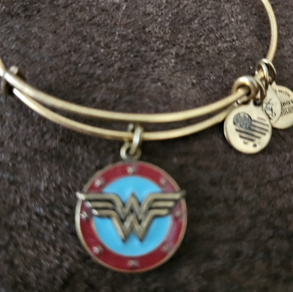 Alex and Ani "Wonder Woman" bracelet - Picture 2 of 4